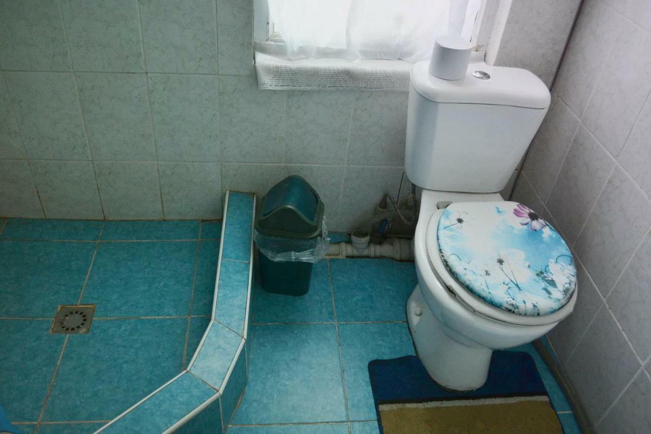 Guesthouse Bermet Tong Екстер'єр фото